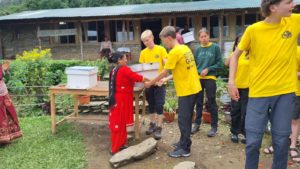 beehive distribution at Kalsee Eco-lodge